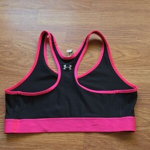 Under Armour Sports Bra L Light Support Black and Pink